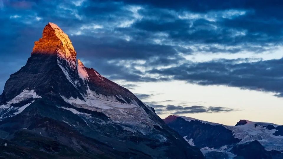 Read more about the article How Can Executive Coaches Near Me Help With My Addiction And My Business?