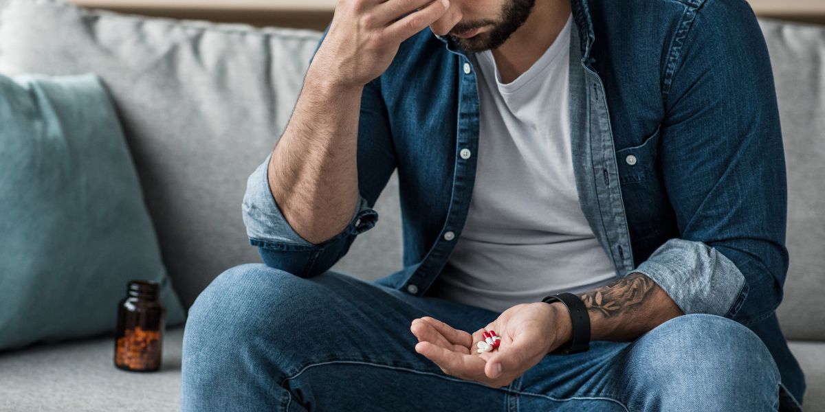 You are currently viewing Fentanyl Overdose: Signs, Symptoms, & Treatment