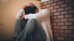 Read more about the article How Do Drugs and Alcohol Affect the Brain and Central Nervous System?